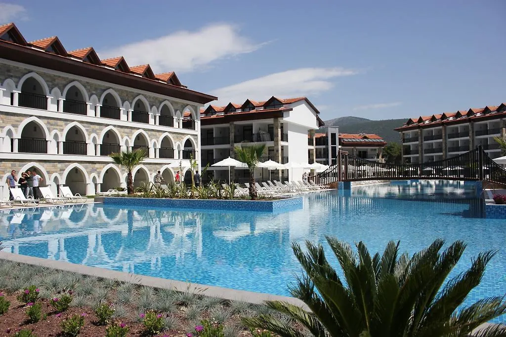 Hotel Ramada Resort By Wyndham Akbuk Akbuk