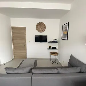  Apartment 1-c Superbe Tres Calme Et Bien Decore Belgium