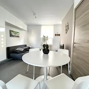  Holiday home 20 Brussels-charleroi-airport Belgium
